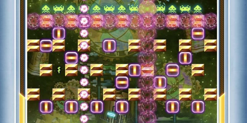 Green aliens at top of screen behind rows of gold blocks